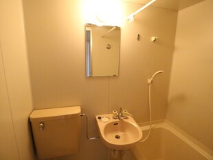 荒川ＡＰＡＲＴＭＥＮＴＳの物件内観写真